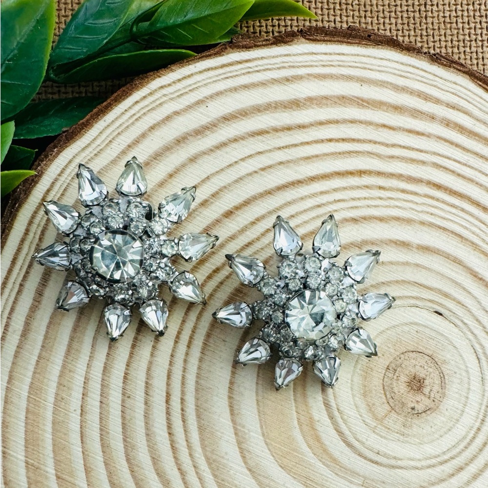 1950s Vintage Burst Rhinestone Crystal Clip On Earrings Chunky statement